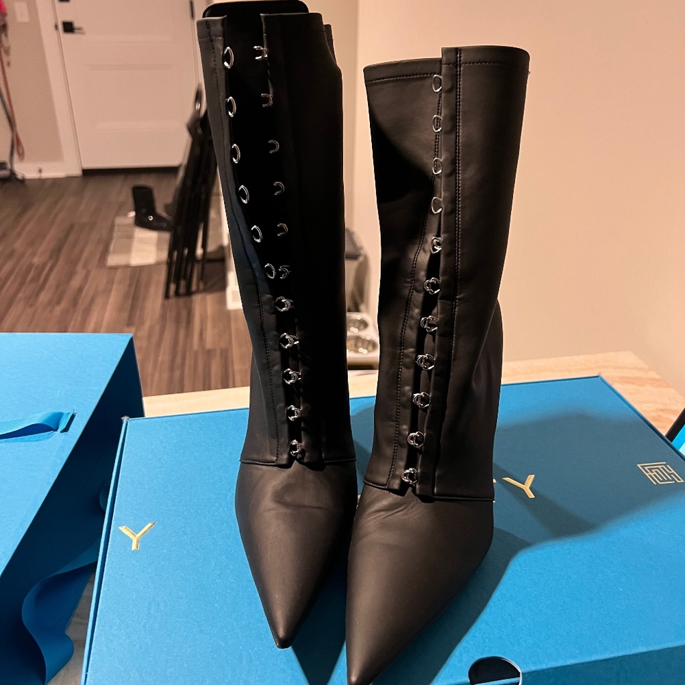 Fenty Designer Bootie Brand New NEVER WORN size 42